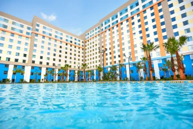 2027 Universal Endless Summer Resort - Dockside