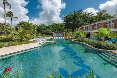 Sandals Halcyon Beach